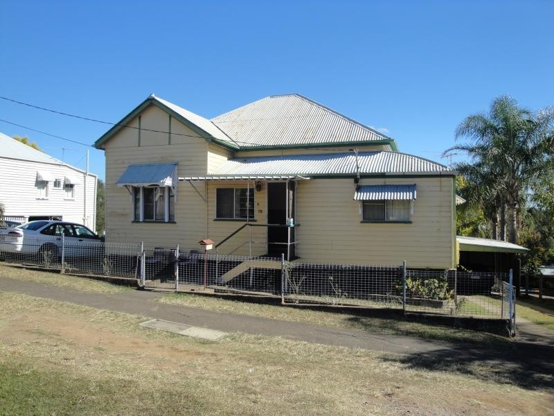 78 Woodend Rd, Woodend QLD 4305