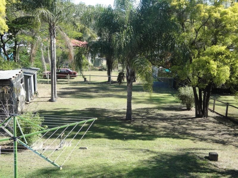 78 Woodend Rd, Woodend QLD 4305