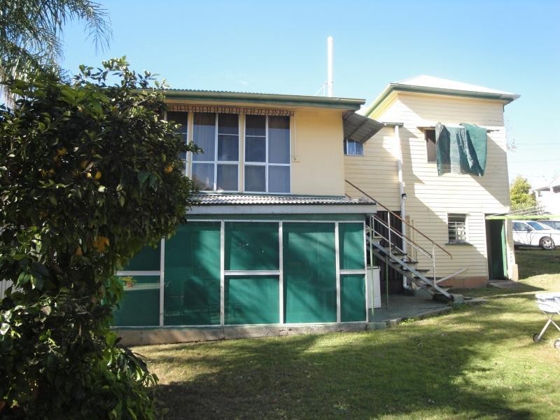 78 Woodend Rd, Woodend QLD 4305