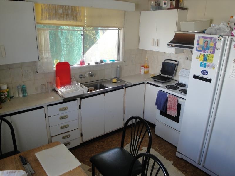 78 Woodend Rd, Woodend QLD 4305
