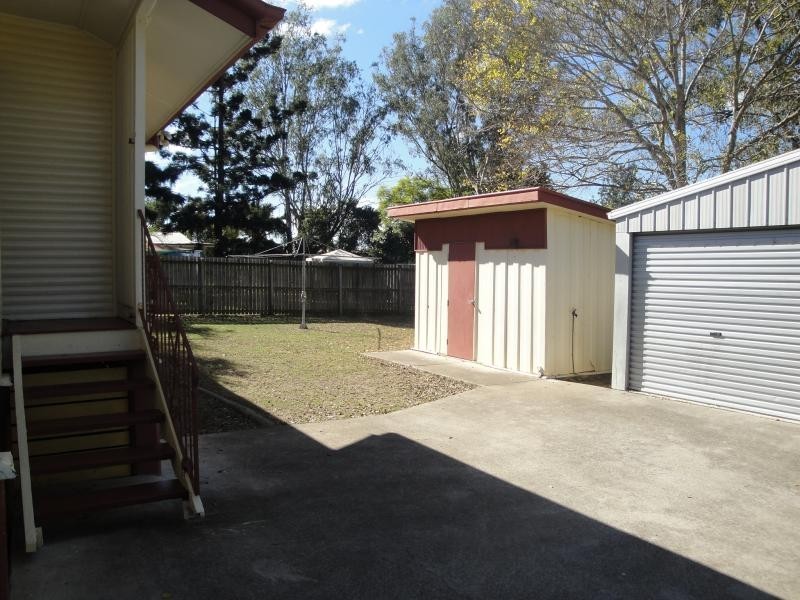 28 Caroline Street, Riverview QLD 4303