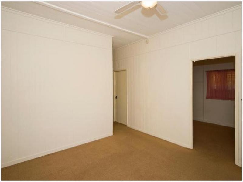 80 Woodford Street, One Mile QLD 4305