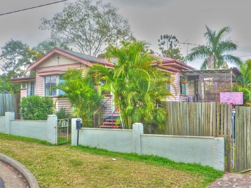 2 Cowley Street, Tivoli QLD 4305