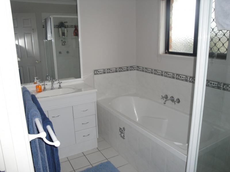13 Conan Close, Wulkuraka QLD 4305