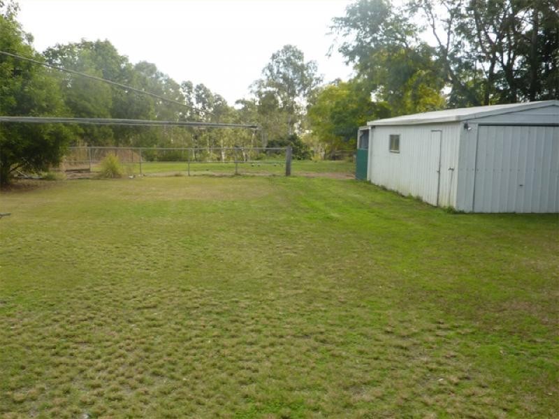140 Woodend Rd, Woodend QLD 4305