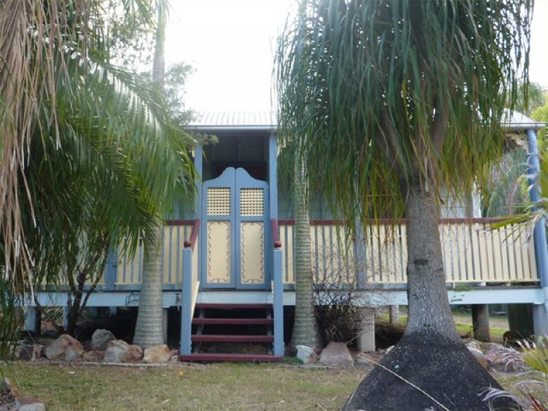 140 Woodend Rd, Woodend QLD 4305