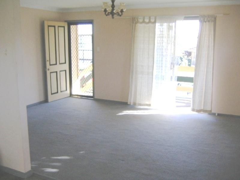 28 Helen Street, North Booval QLD 4304