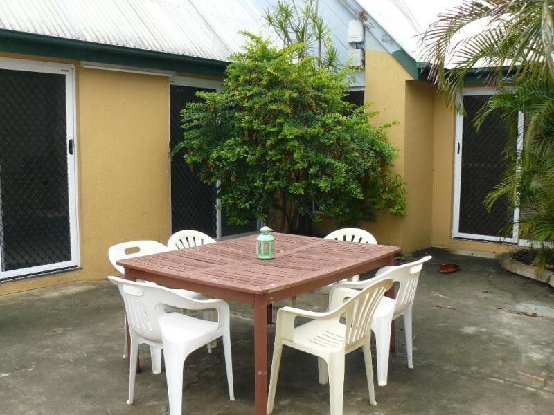 10 Elizabeth Street, Bundamba QLD 4304