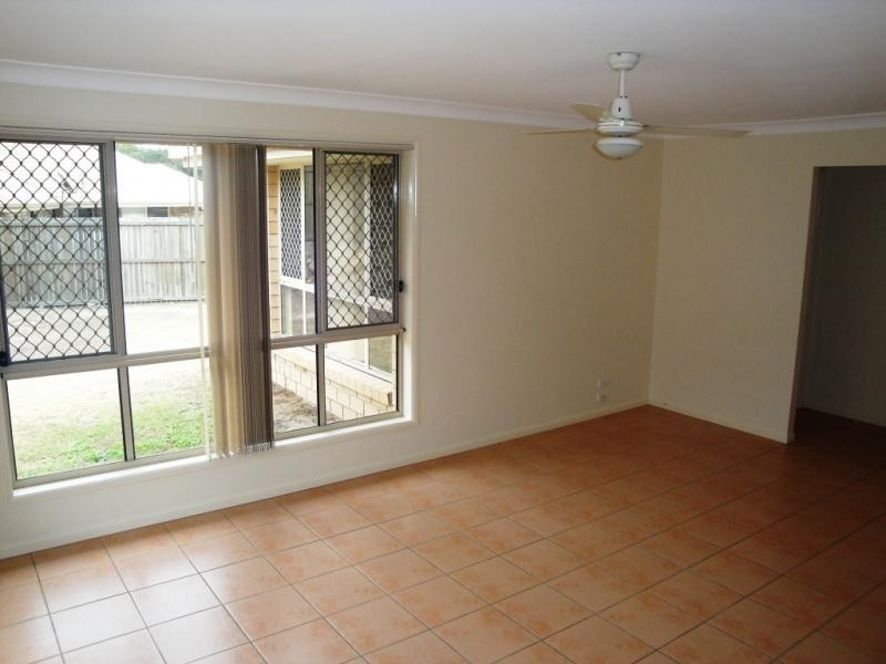 36 Sandhurst Place, Brassall QLD 4305