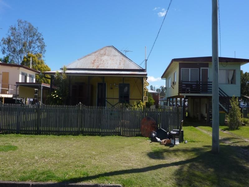 6 Lindsay Street, Bundamba QLD 4304