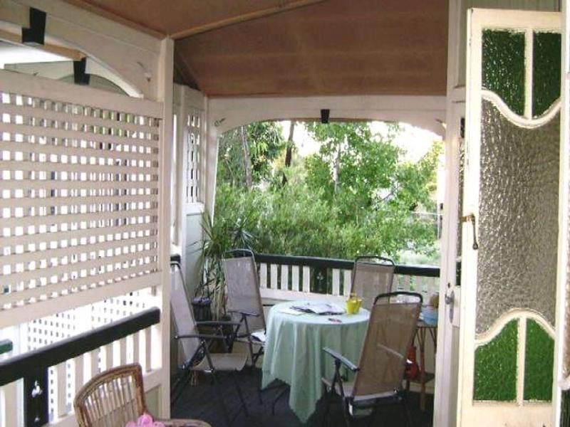 32 Woodford Street, One Mile QLD 4305