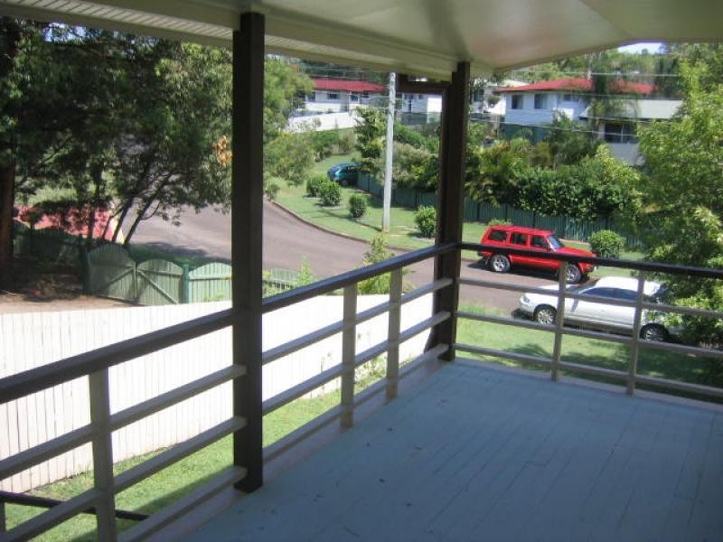 4 Wills Street, Leichhardt QLD 4305