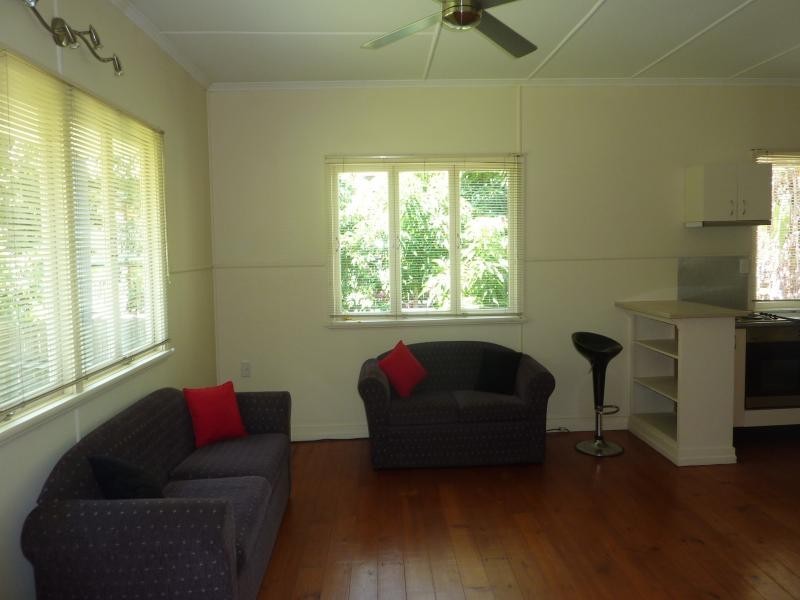 22 Park Street, Ipswich QLD 4305