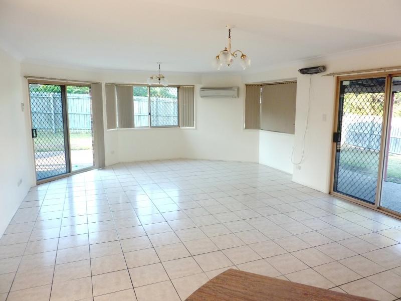 72 North High St, Brassall QLD 4305