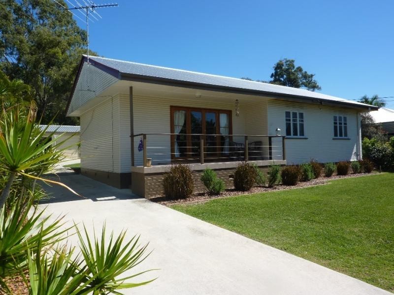 17 Theodore Street, Brassall QLD 4305