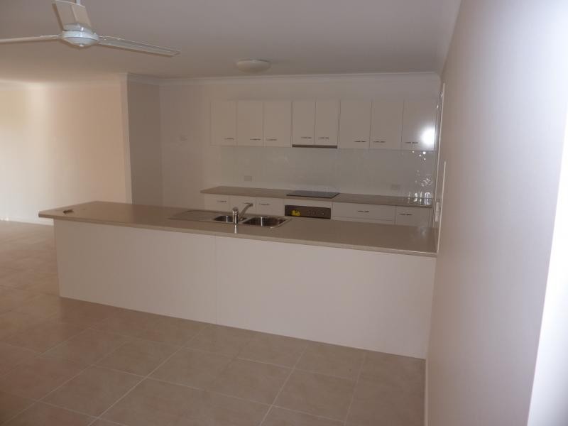43 Tranquillity Circuit, Brassall QLD 4305