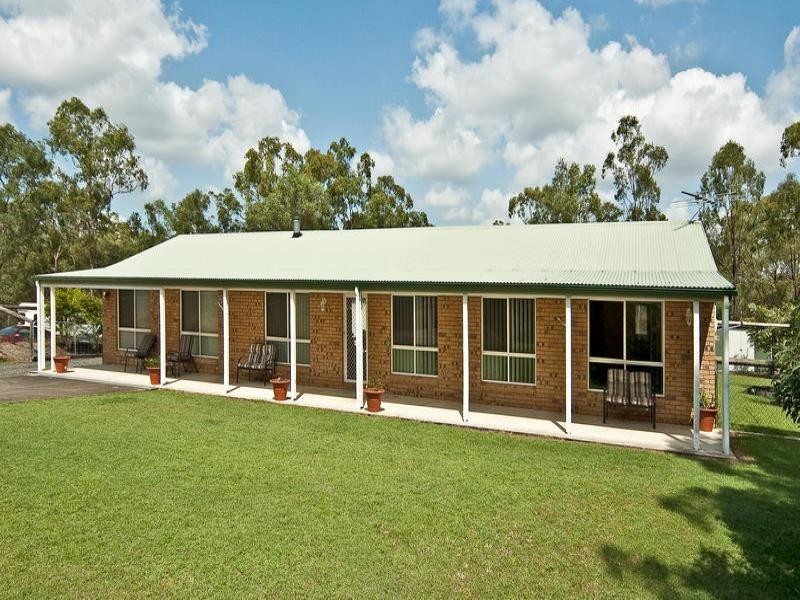 160 Blackwall Street, Chuwar QLD 4306