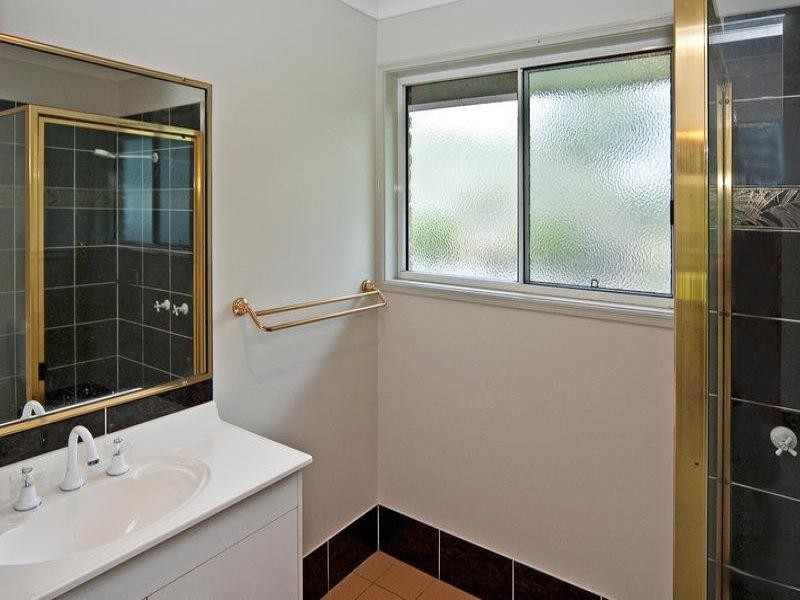 160 Blackwall Street, Chuwar QLD 4306