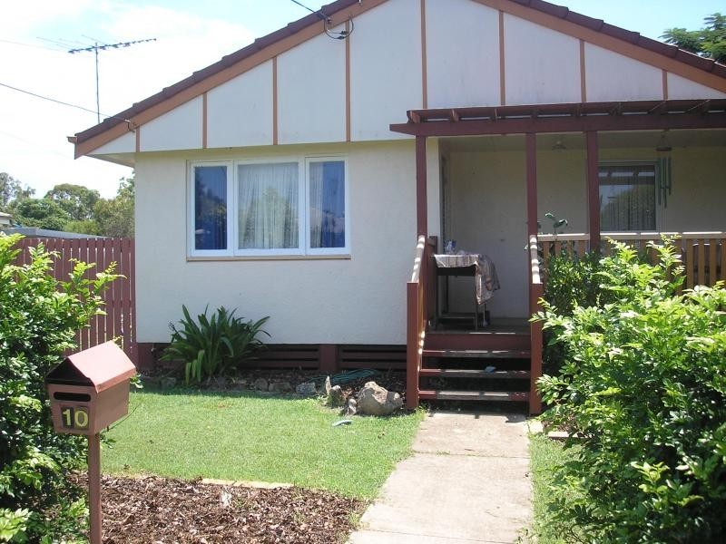 10 Light Street, Leichhardt QLD 4305