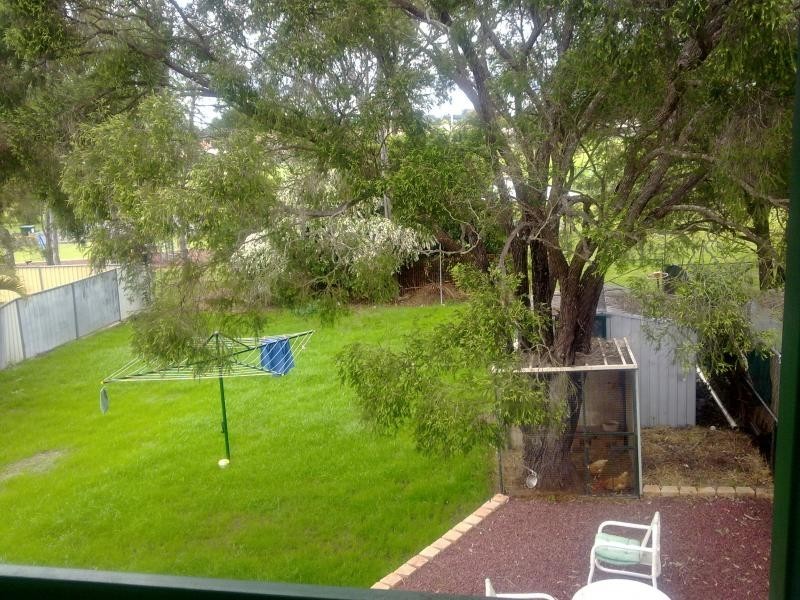 53 Russell Street, Silkstone QLD 4304