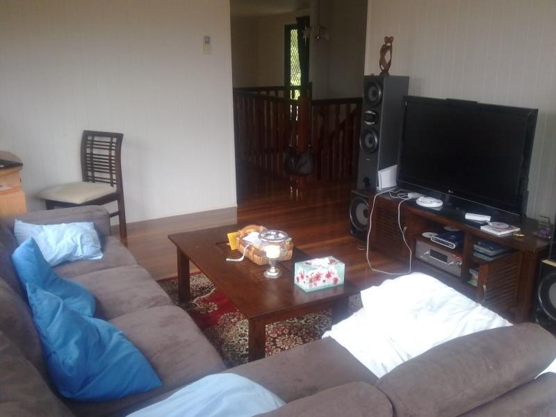 53 Russell Street, Silkstone QLD 4304