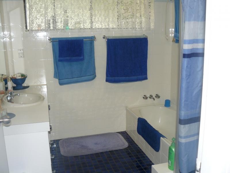25 Tibbits Street, Bundamba QLD 4304