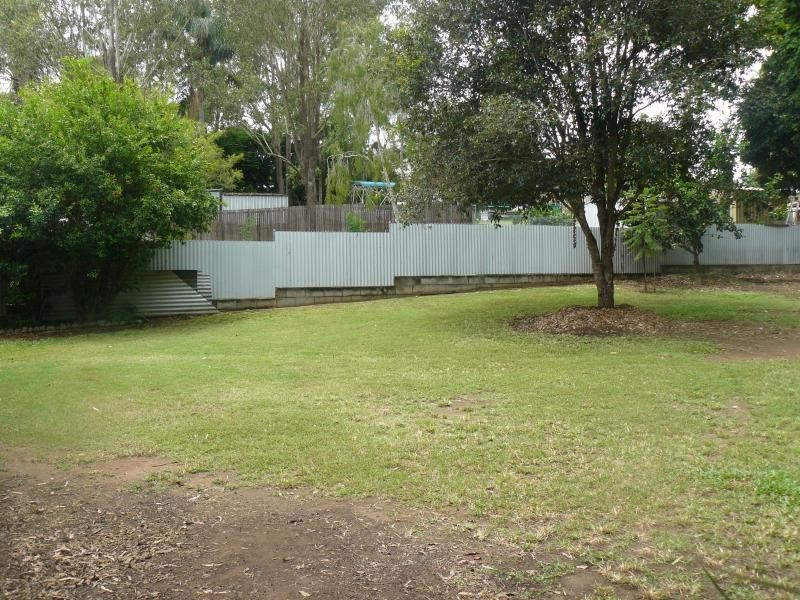 25 Tibbits Street, Bundamba QLD 4304