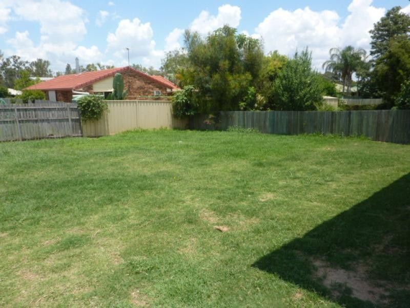 13 Colonial Court, Raceview QLD 4305