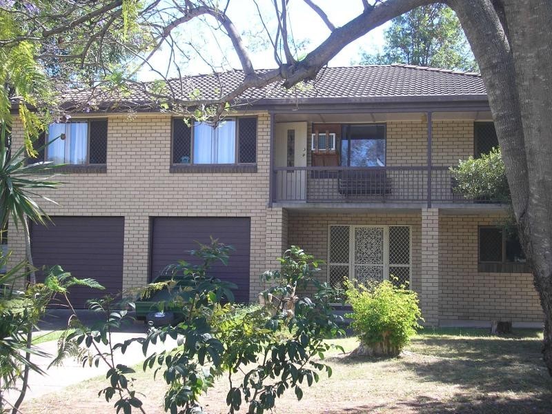 42 Reif Street, Flinders View QLD 4305