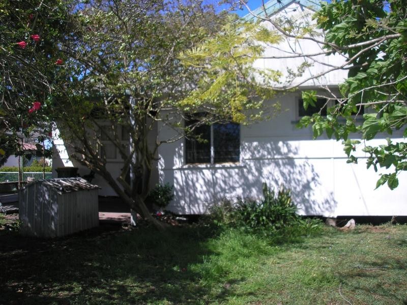 21 Blackwood Street, East Ipswich QLD 4305