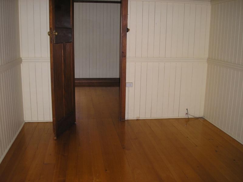 11A Tongue Street, Newtown QLD 4305