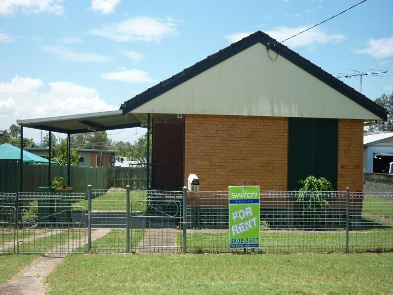 14  Gibbs Street, Riverview QLD 4303