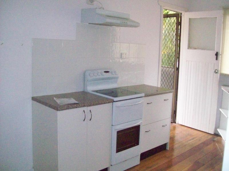 13 Roberts Street, North Ipswich QLD 4305