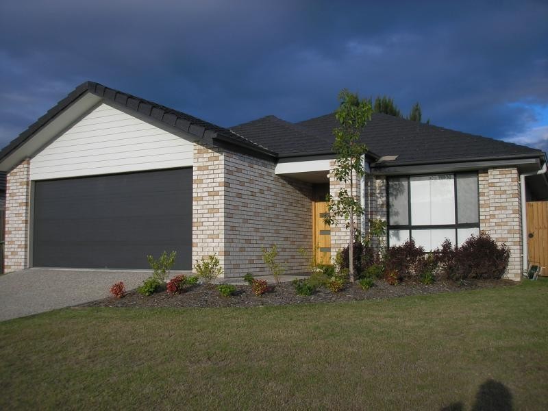 50 Pencarrow Crescent, Raceview QLD 4305