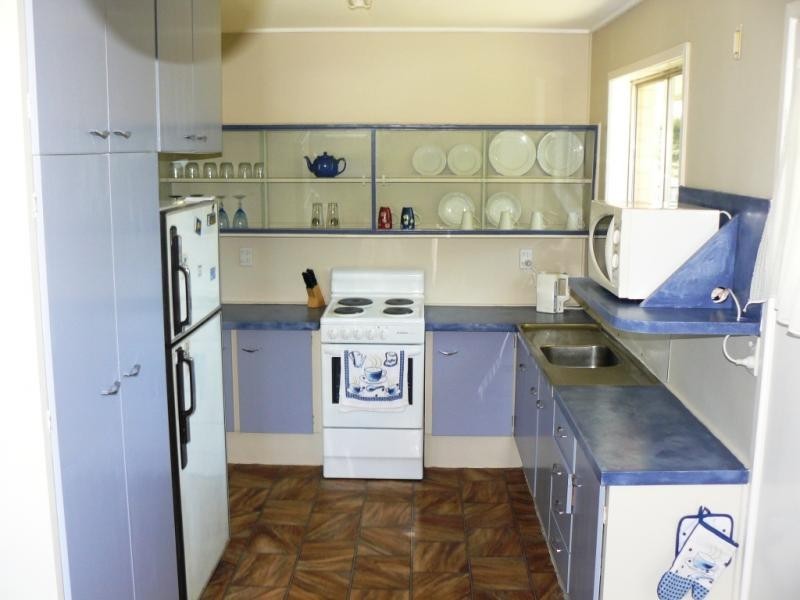 16 Petaine Street, Raceview QLD 4305