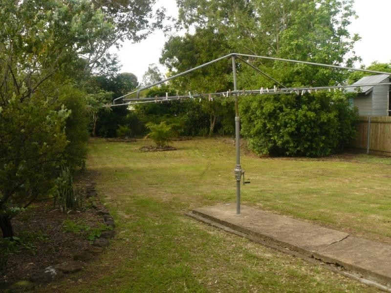 16 Petaine Street, Raceview QLD 4305