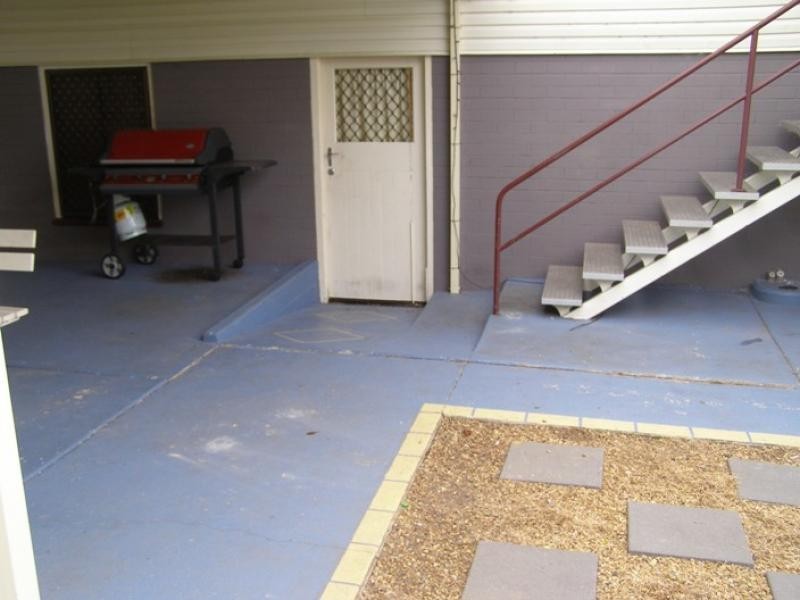 28 Perry Street, Churchill QLD 4305