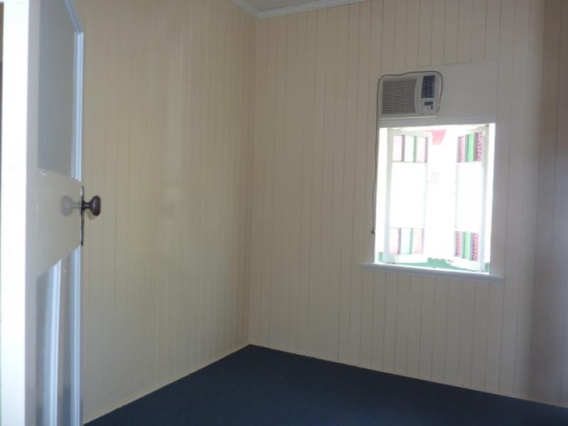 18  Coolibah Street, Silkstone QLD 4304