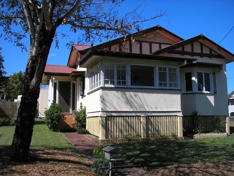 5 Advance Street, Newtown QLD 4305