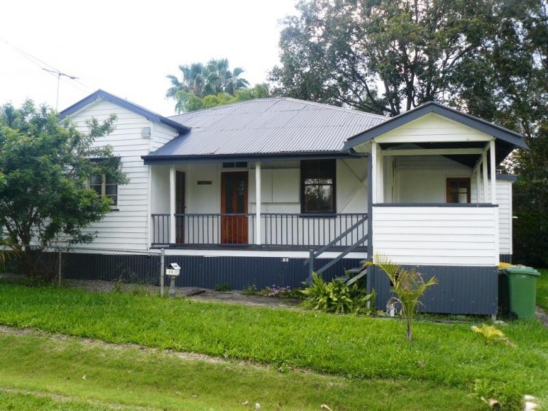 2A Ferguson St, North Ipswich QLD 4305