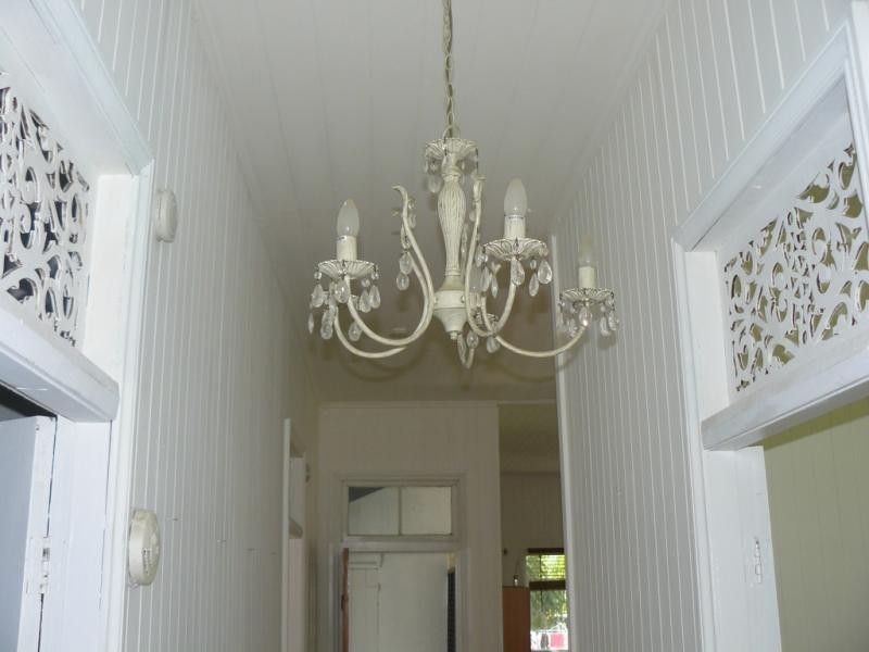 2A Ferguson St, North Ipswich QLD 4305