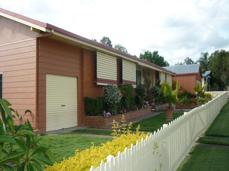 25 Currey Street, Brassall QLD 4305