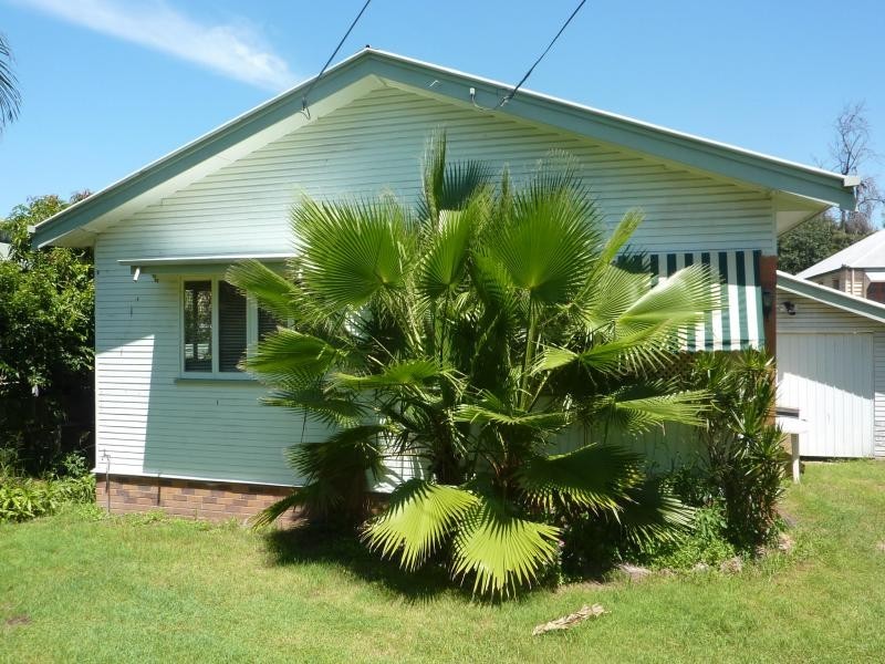 22 Park Street, Ipswich QLD 4305