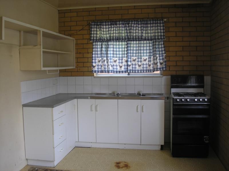 4/14 Frederick Street, Newtown QLD 4305