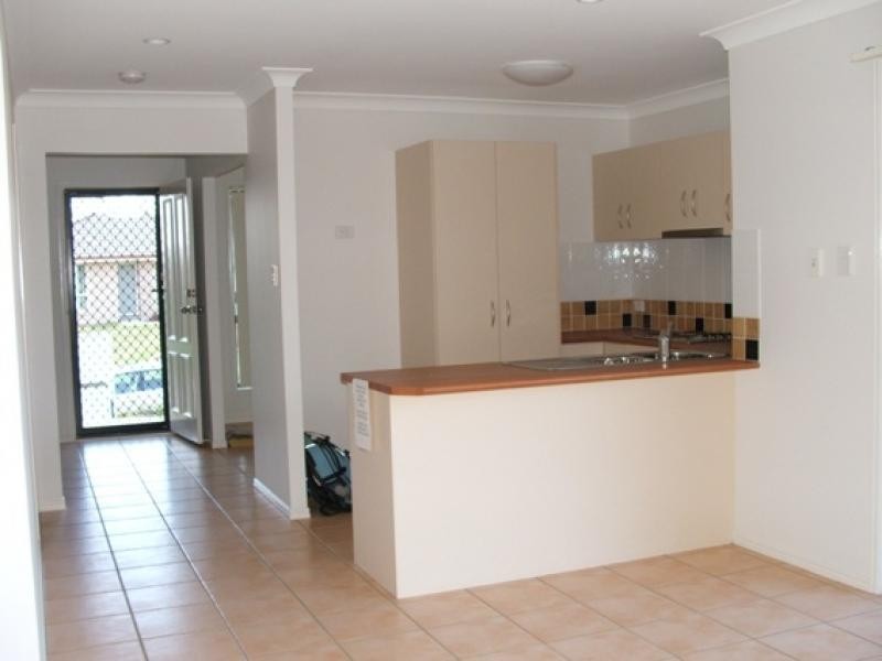 89 Anna Drive, Raceview QLD 4305