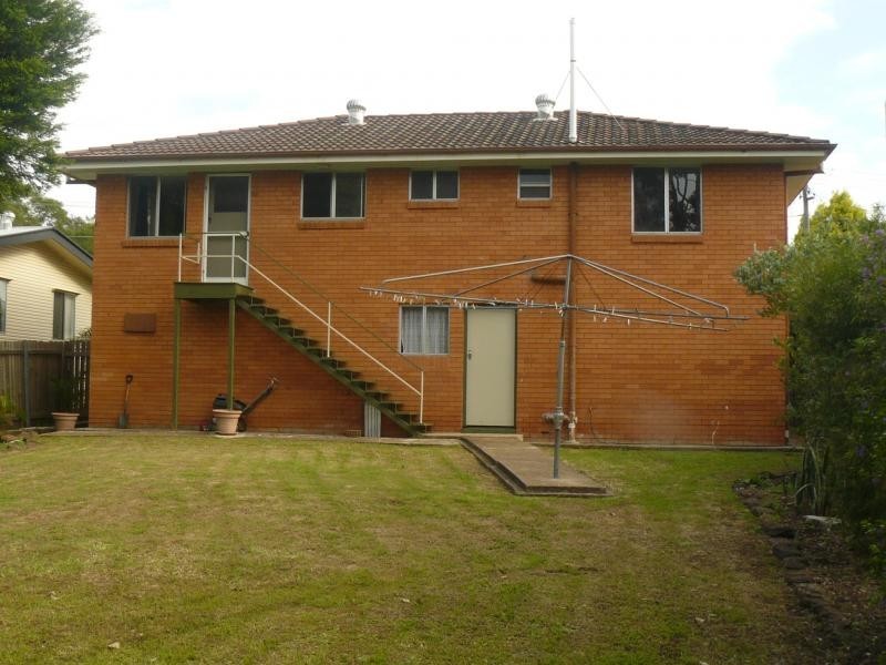 16 Petaine Street, Raceview QLD 4305