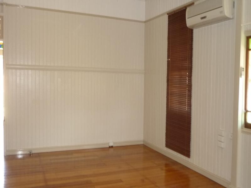 17 McMillan Street, Churchill QLD 4305
