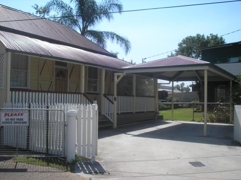5 Pine Mountain Road, North Ipswich QLD 4305