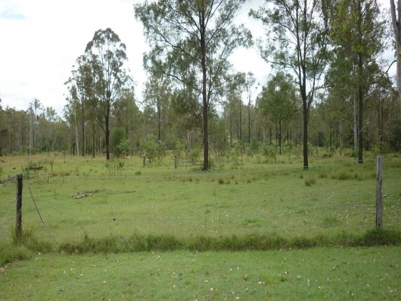 Livingstone Lane, Haigslea QLD 4306