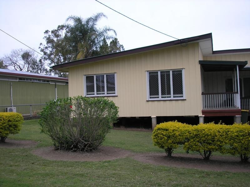 2/32 Davidson Street, Basin Pocket QLD 4305